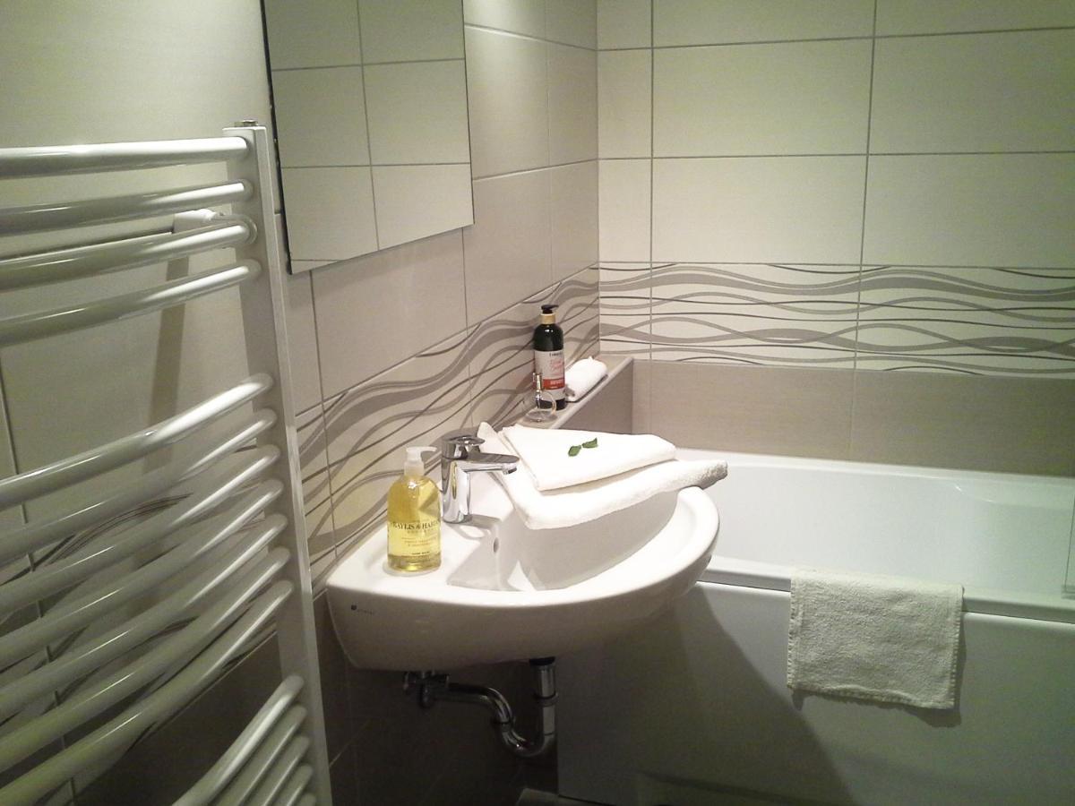 Alexandra Apartment Hajduszoboszlo - Chic Flat Eksteriør bilde